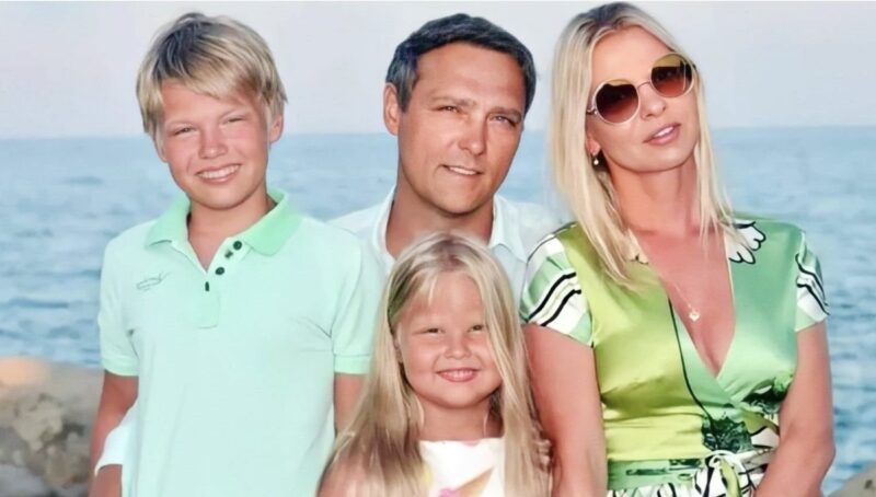 «Он хотел первенца-мальчика»: как сейчас выглядят дети Юрия Шатунова, которым не дают стать публичными