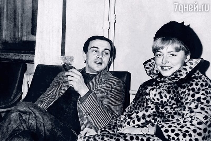 Людмила Карева, работая на радио, записала множество песен с Муслимом Магомаевым.