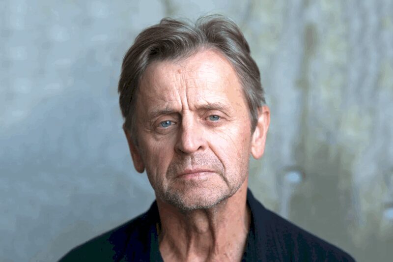 Сегодня Михаилу Барышникову уже 77 лет, но он по-прежнему полон энергии и творческих планов.