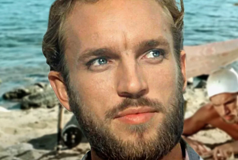 Геннадий Нилов, дед Елизаветы, в культовой роли Степана Сундукова