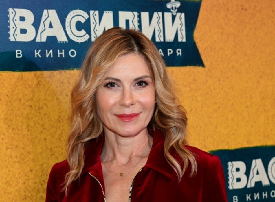 Почему Анна Невская не говорит о детях и карьере: что известно о жизни актрисы