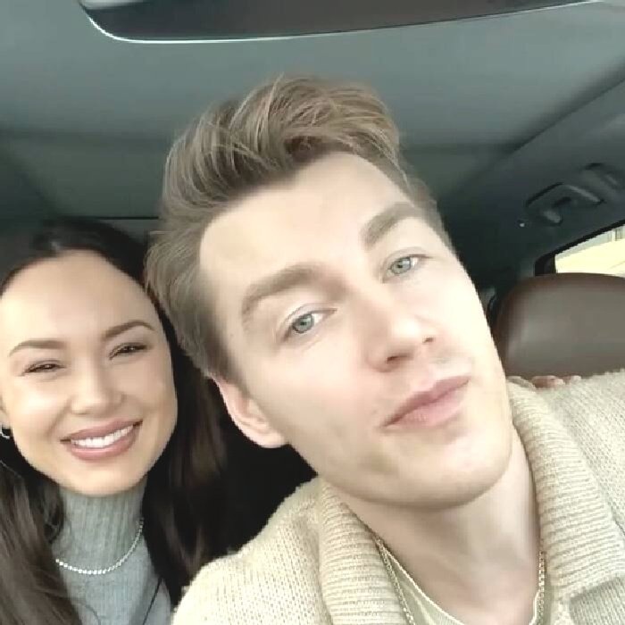 Алексей Воробьев показал семиместный кроссовер Hongqi HS7 за 5,4 миллиона рублей