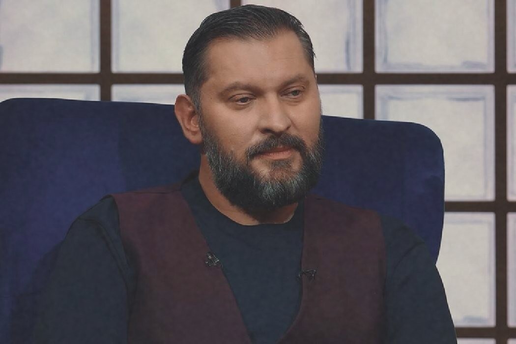 «Сколько сантиметров ваш член?» — экс-участник «Дома-2» спровоцировал скандал в студии