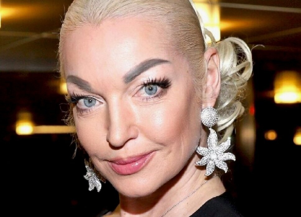 «Чувство дисциплины зашкаливает»: Анастасия Волочкова начала тренировки через три недели после операции на стопе