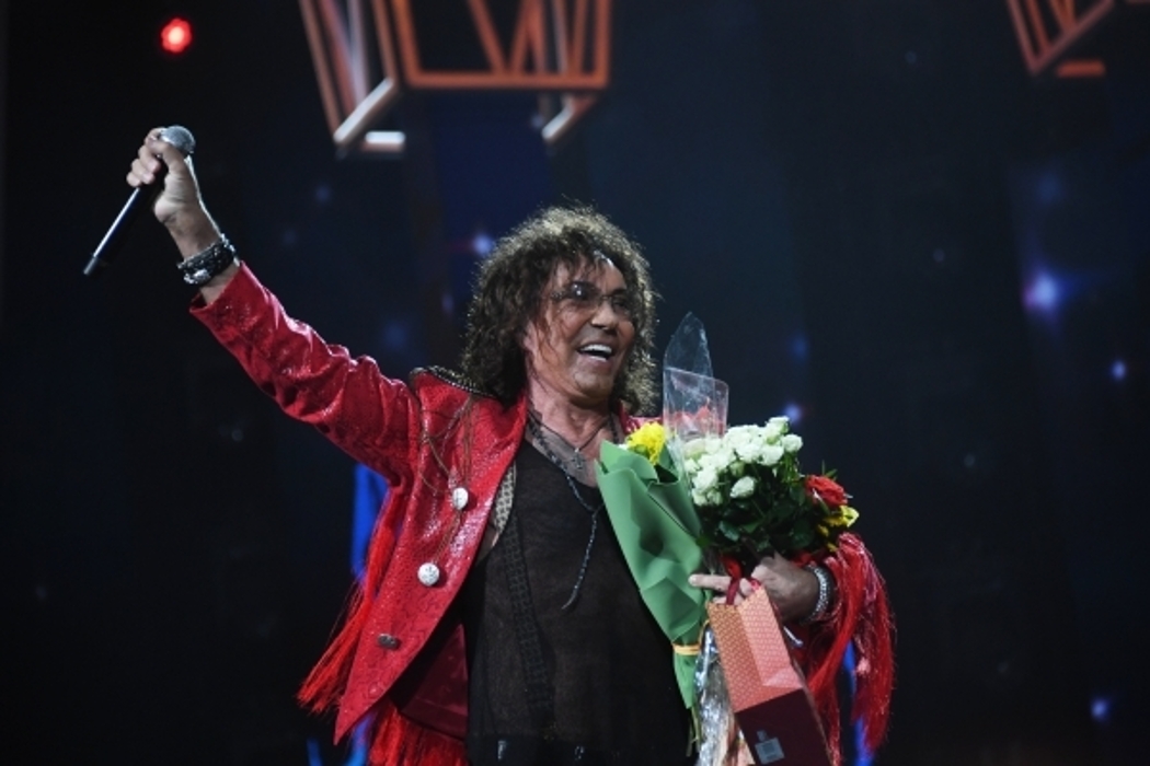 Валерий Леонтьев продал свой Maybach в России