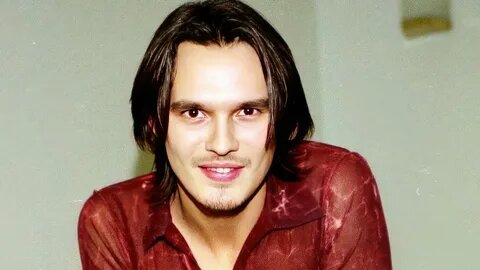 «Он просто подошёл к ней с коктейлем»: как дочь влиятельного бизнесмена увела 23-летнего Влада Сташевского у фанаток