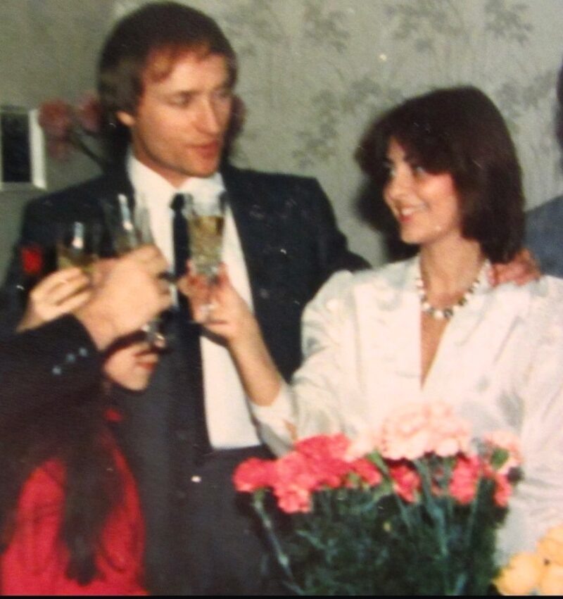 «Я не ищу нового счастья»: как живут сегодня вдова и дочери Владимира Мигули, спустя почти 30 лет после его ухода