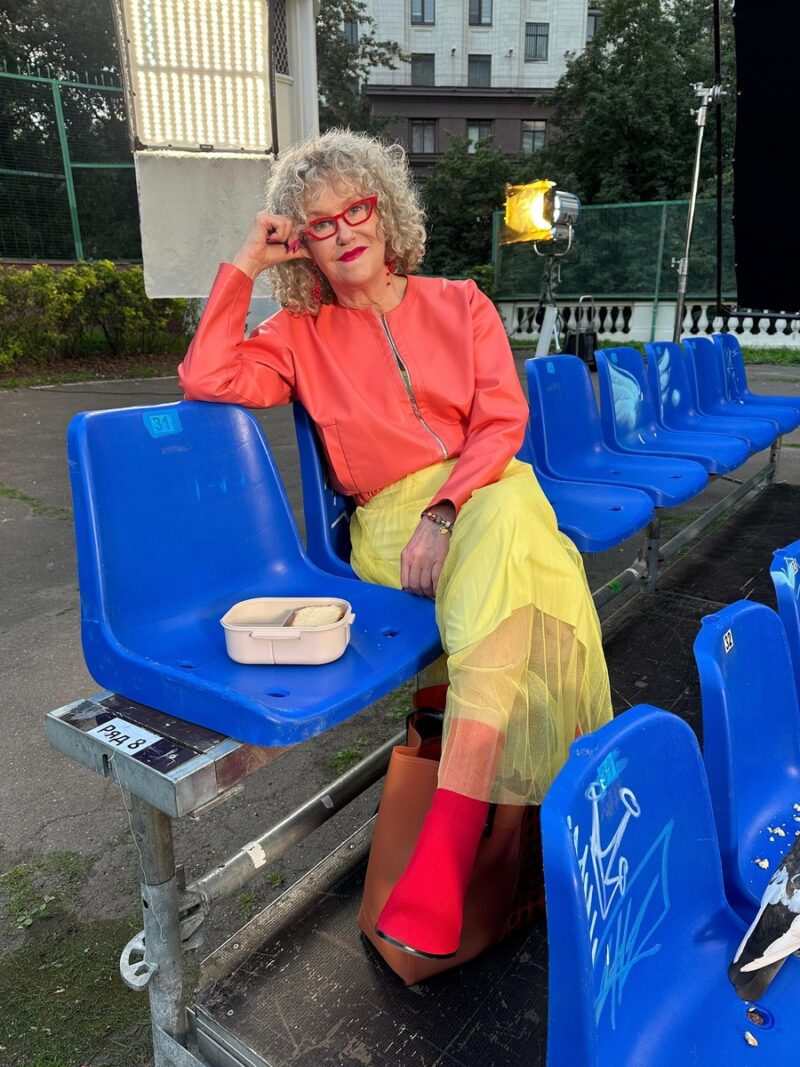 «Не приму помощи от бывших»: как 50-летняя Ирина Розанова обустроила уютное гнездышко без мужской поддержки