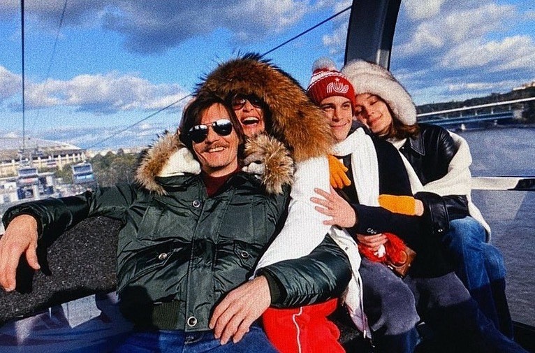 «Из имущества у меня только воздух»: как 58-летняя Оксана Фандера покинула мужа и детей, уехав в Грузию с одной собакой