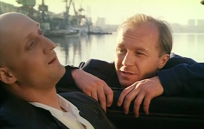 Андрей Панин и Гоша Куценко в фильме «Мама, не горюй!», 1997 год.
