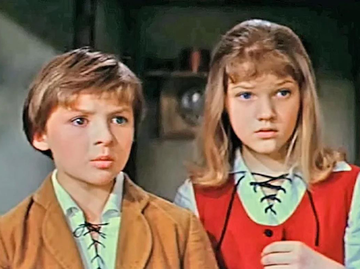 «Я от тебя отрекусь!»: драма Елены Прокловой и дочери