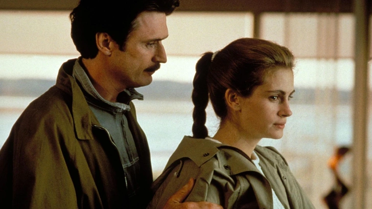 Триллер держит в напряжении до финала и не теряет своей актуальности в вопросах психологического насилия