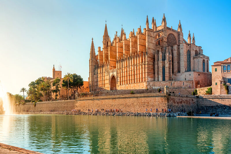 Как получить ВНЖ в Испании: от языковых курсов до инвестиций