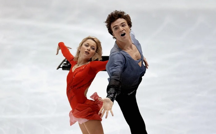 Антон Сихарулидзе и Елена Бережная на льду