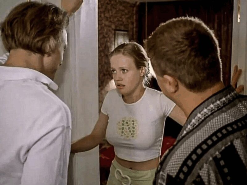 «Ты ничего не можешь!»: как 17-летняя Анна Синякина пережила съёмки «Ворошиловского стрелка» и почему Ульянов её спас