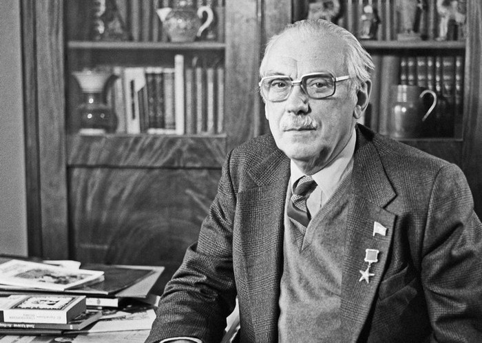 Сергей Михалков. Фото: https://dzen.ru