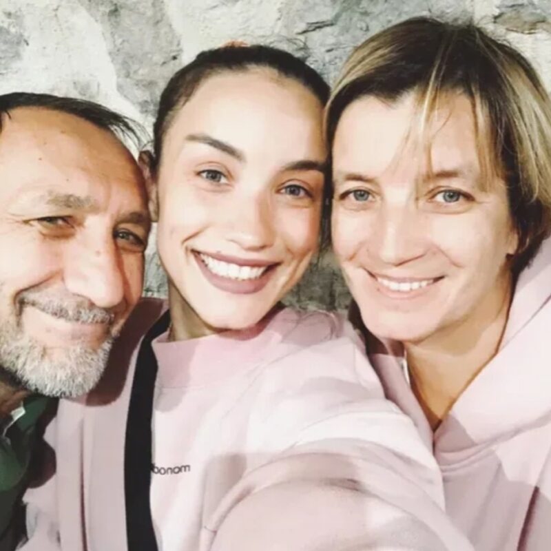 Виктория Дайнеко на одном из своих ранних выступлений