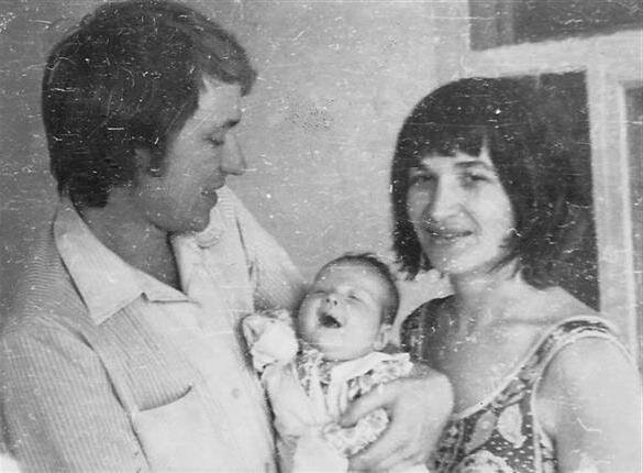 «Я не ищу нового счастья»: как живут сегодня вдова и дочери Владимира Мигули, спустя почти 30 лет после его ухода