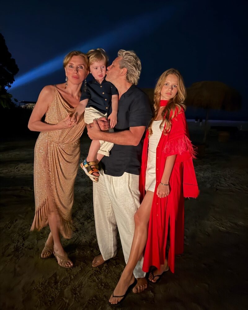 «Ну как в 54 года рожать?»: Светлана Бондарчук раскрыла правду о рождении сына от второго мужа