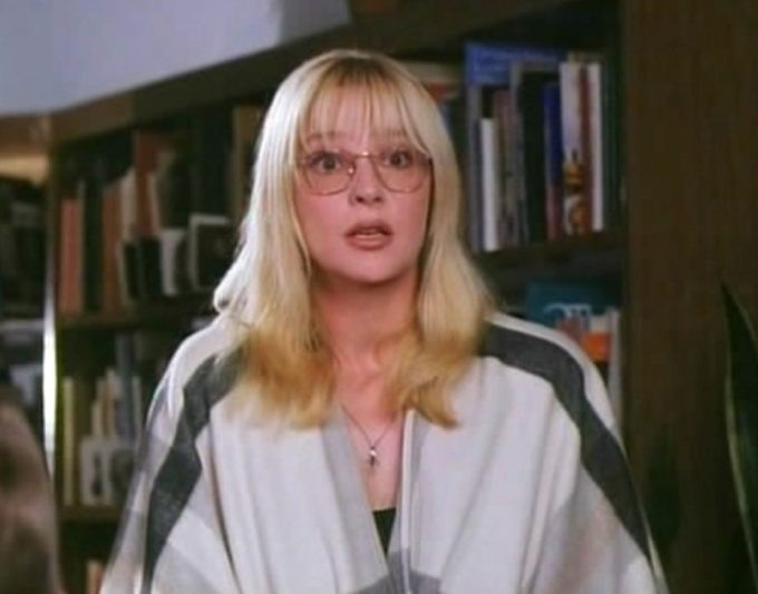 Елена Дробышева в фильме, отражающем дух времени.