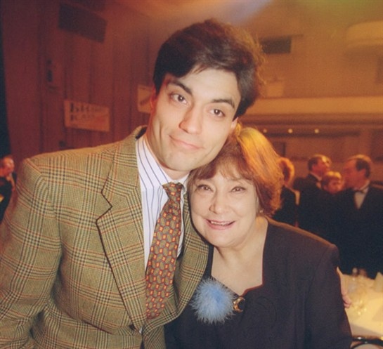 Дмитрий Шелл, сын Натальи Андрейченко, построил успешную карьеру в финансовой сфере.