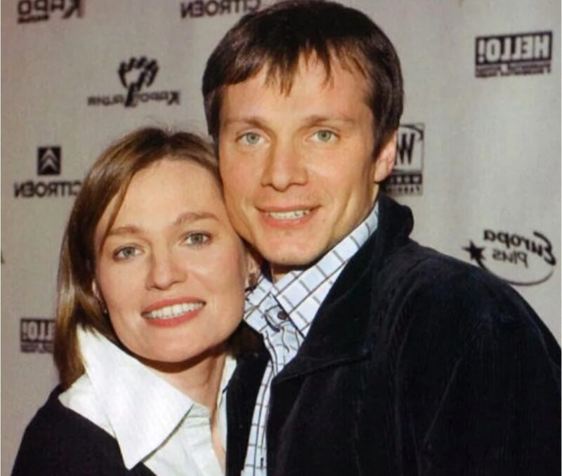 Родила сына до официального развода: как Виктория Толстоганова ушла от мужа Андрея Кузичева после 15 лет брака и обрела счастье с Алексеем Аграновичем