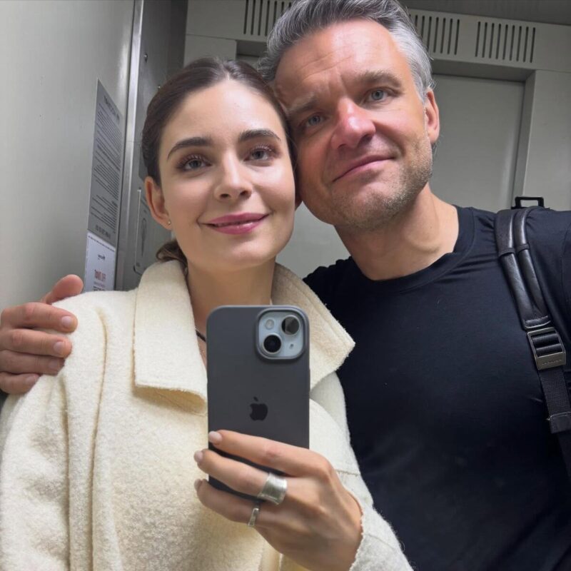 «Он не семейный»: как дочь знаменитых Козакова и Яковлевой пережила развод родителей в 4 месяца и нашла счастье в 30 лет