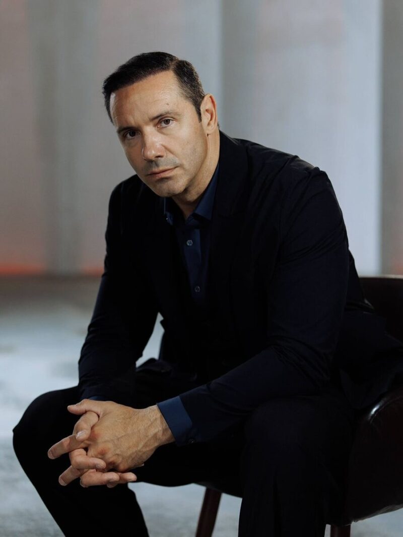 «Время ему только на пользу»: как 54-летний Александр Никитин скрывает свою личную жизнь, но не сына