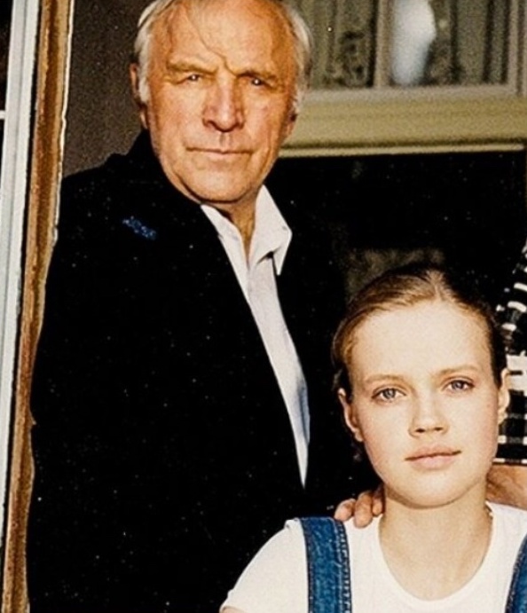 «Ты ничего не можешь!»: как 17-летняя Анна Синякина пережила съёмки «Ворошиловского стрелка» и почему Ульянов её спас