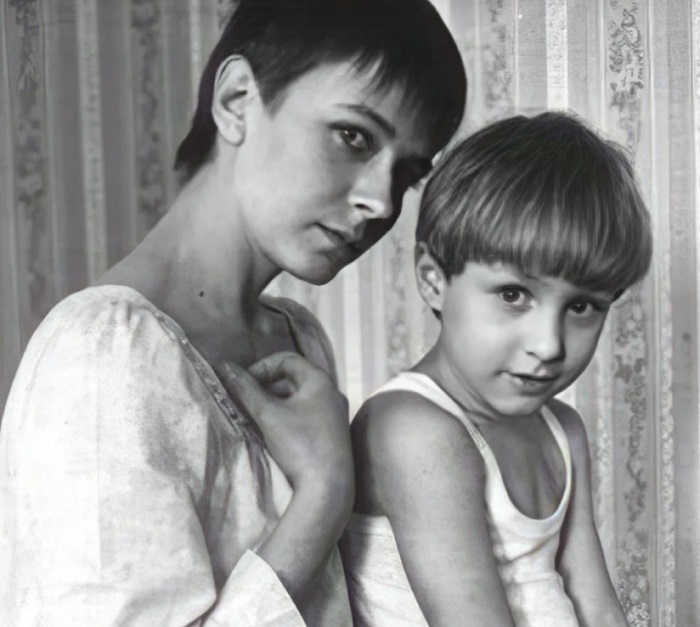 Елена Сафонова с сыном Иваном