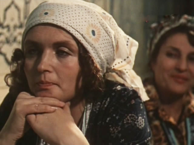 Татьяна Власова в фильме «Полет начинается с земли» (1980 год).