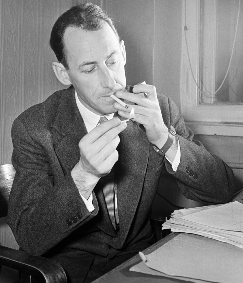 Владимир Басов в 1957 году, перед встречей с Фатеевой.