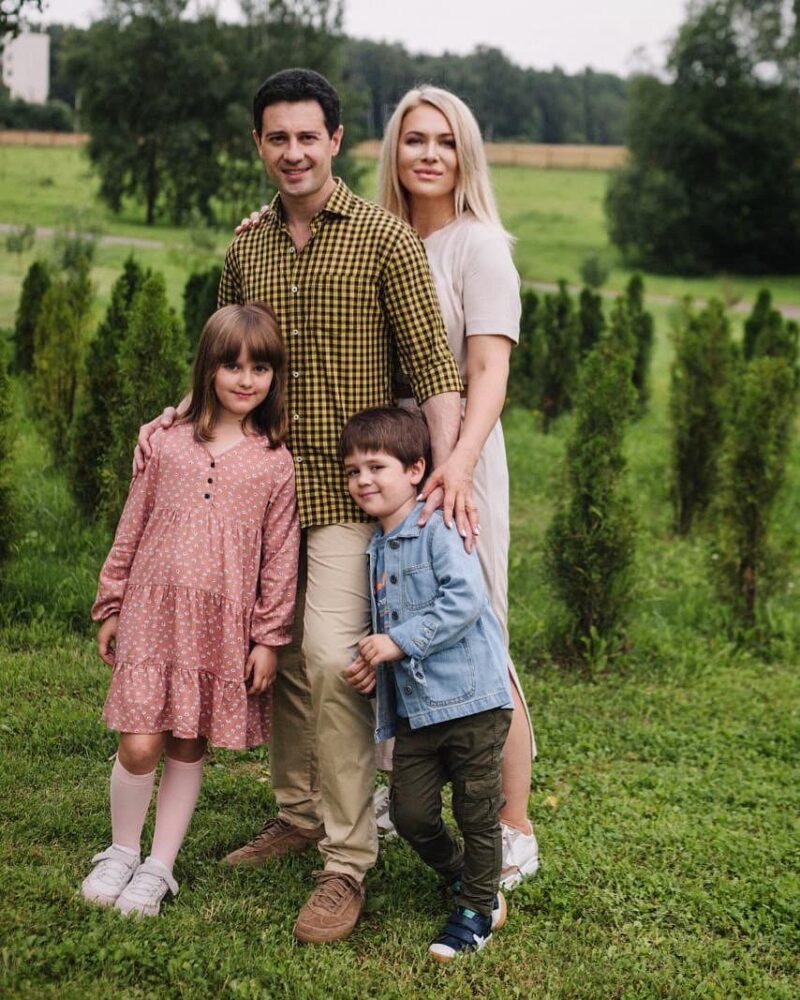 Макарская неузнаваема: что изменило звезду до неузнаваемости?