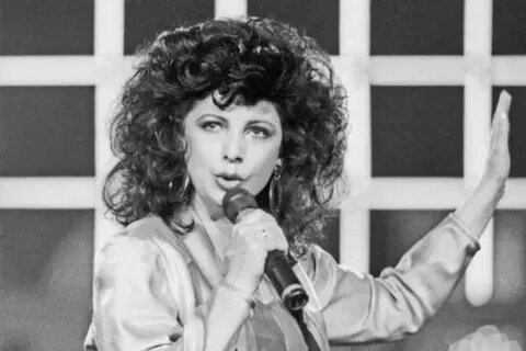 «Таких, как Михаил Михайлович, больше нет»: почему 76-летняя Роксана Бабаян отказалась от детей и больше не выйдет замуж