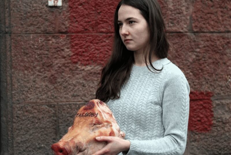 «Позор! Вот она, его жена!»: как скандалы вокруг 51-летнего Богомолова привели к его назначению ректором