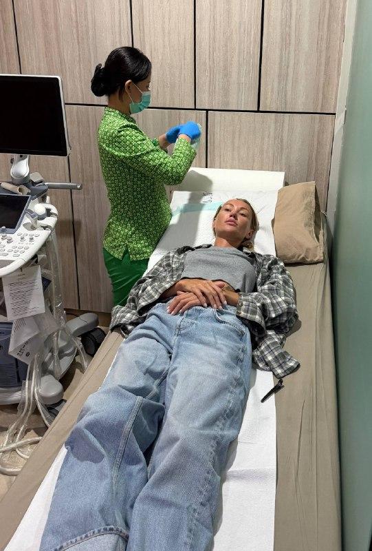 Удар в ночи: месть модели или случайная агрессия?