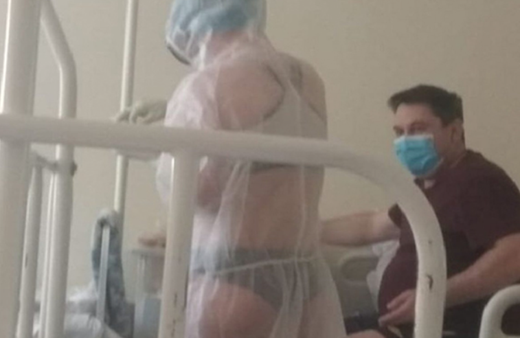 «Как будто в сауне»: 20-летняя медсестра из Тулы стала звездой Сети, но выбрала белый халат вместо славы