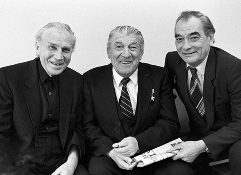 Иван Лапиков в компании Николая Крючкова и Петра Глебова