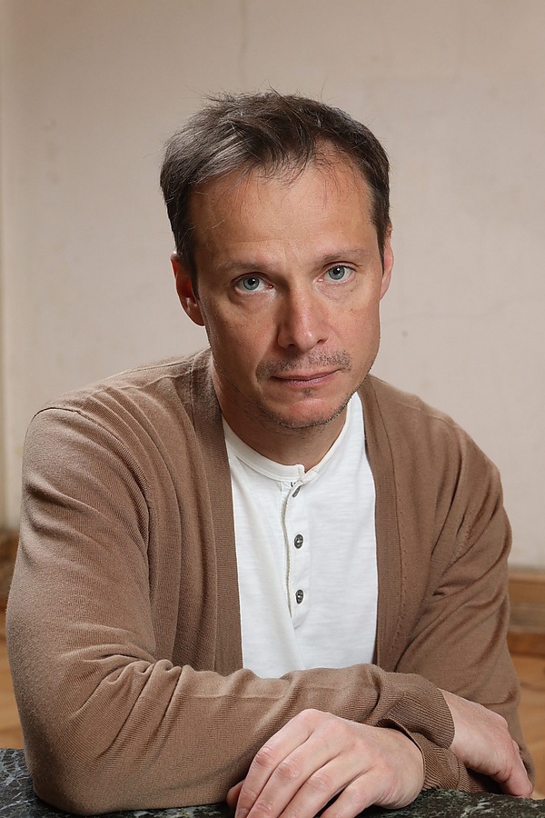 Родила сына до официального развода: как Виктория Толстоганова ушла от мужа Андрея Кузичева после 15 лет брака и обрела счастье с Алексеем Аграновичем