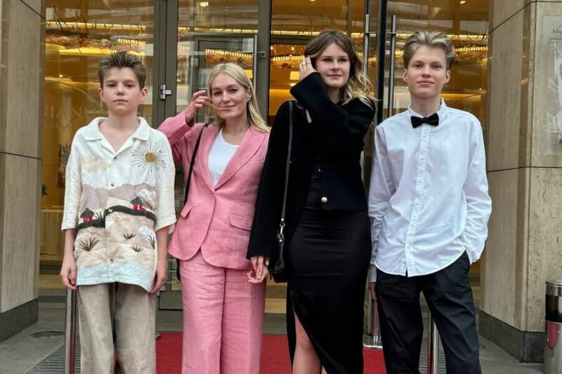 Родила сына до официального развода: как Виктория Толстоганова ушла от мужа Андрея Кузичева после 15 лет брака и обрела счастье с Алексеем Аграновичем