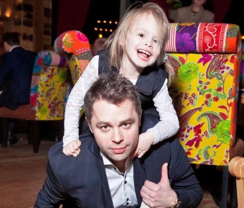 16 или 18? Скандал вокруг дня рождения дочери Гогунского