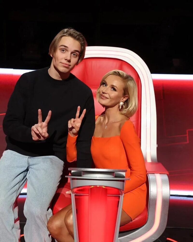 Сын Гагариной вырос красавцем: 18-летний Андрей Кислов покоряет две вершины, но «невеста? Пока только карьера!»