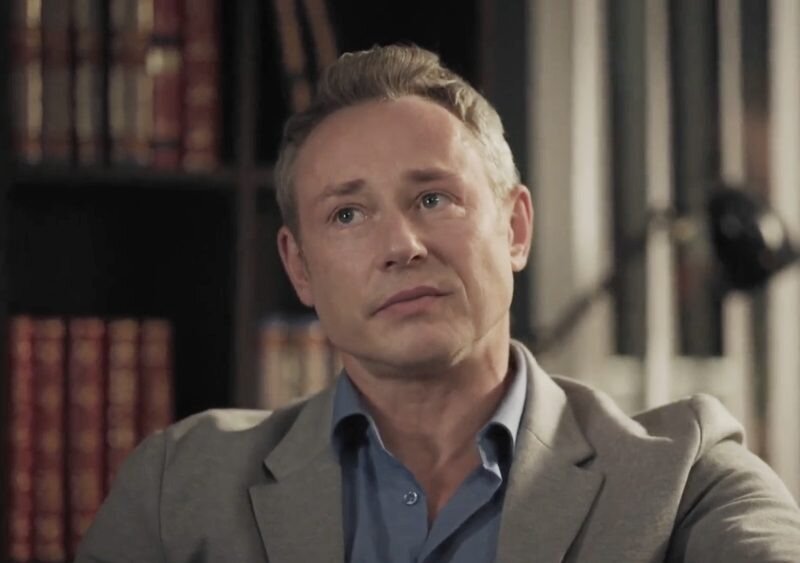 «Не скрывал похождений»: в 71 год сыновья легендарного Стржельчика носят чужие фамилии