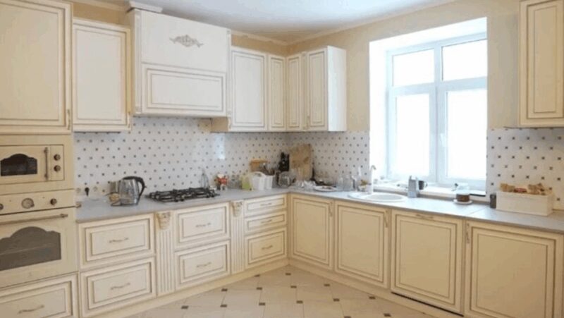 «Там живёт душа!»: как Алла Довлатова 20 лет создавала 300-метровый дом мечты без помощи дизайнеров