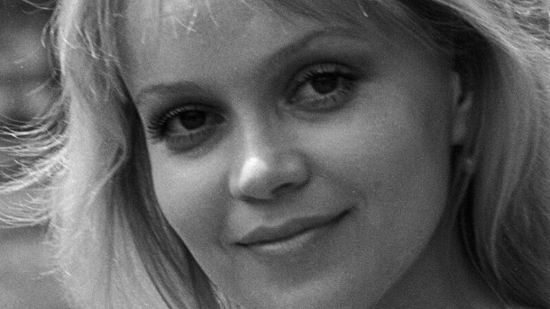 «Пигалица» Ростоцкого и пророчество цыганки: Ирина Шевчук — как звезда «А зори здесь тихие» пережила предательство, кому дочери и ушла после 30 лет счастливого брака