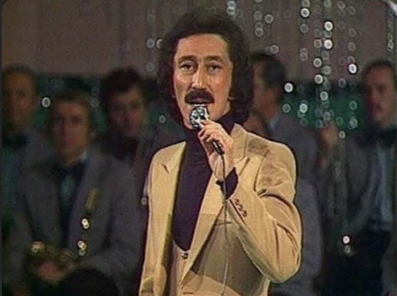 Легендарная группа «Ялла» всегда сияла ярко, а Закиров сознательно растворялся в музыке.