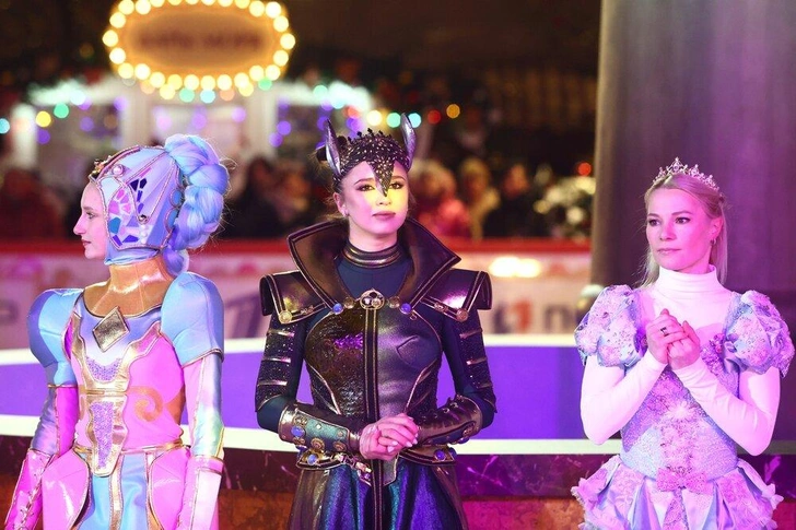 В период дисквалификации Камила участвовала в торжественном открытии ГУМ-катка на Красной площади 2024 и выступала в шоу Татьяны Навки: играла роли Крысиной королевы в «Щелкунчике», Одиллии в «Лебедином озере», Леи в «Спящей красавице»