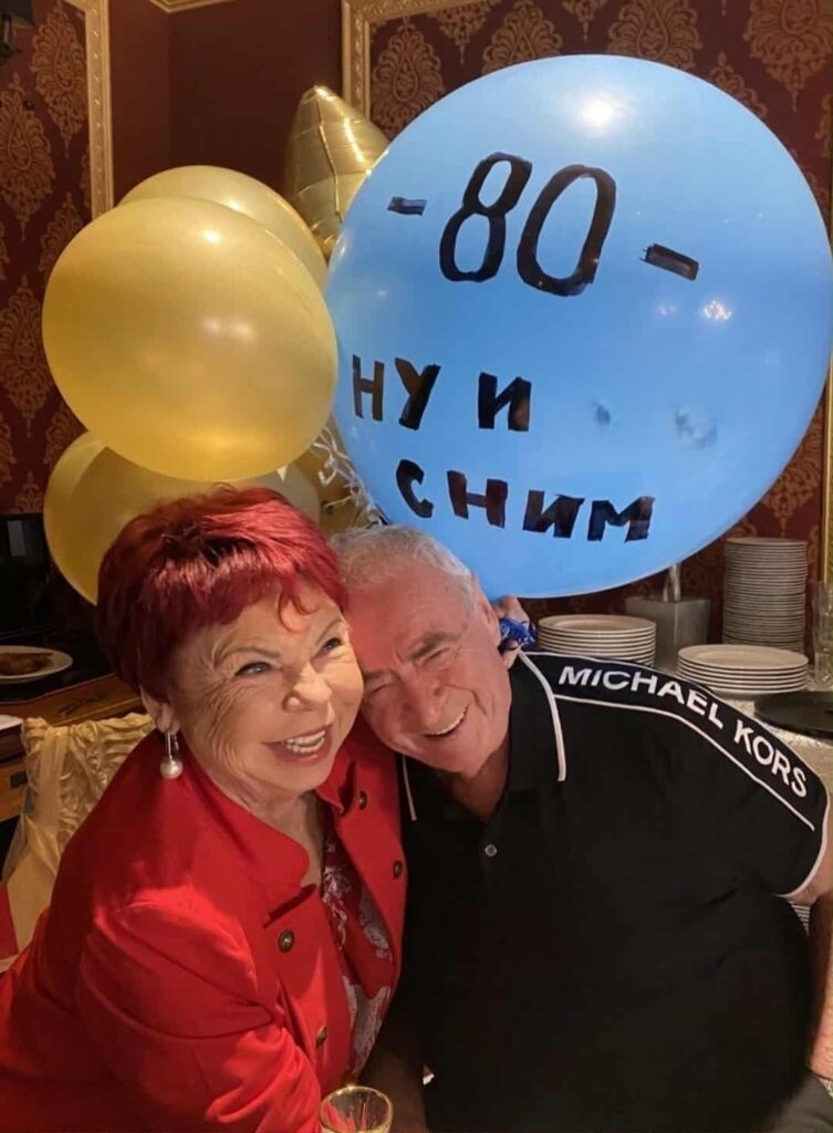 «Я вас люблю»: как 80-летний юбилей мамы Королёвой обернулся драмой для зятя и внука