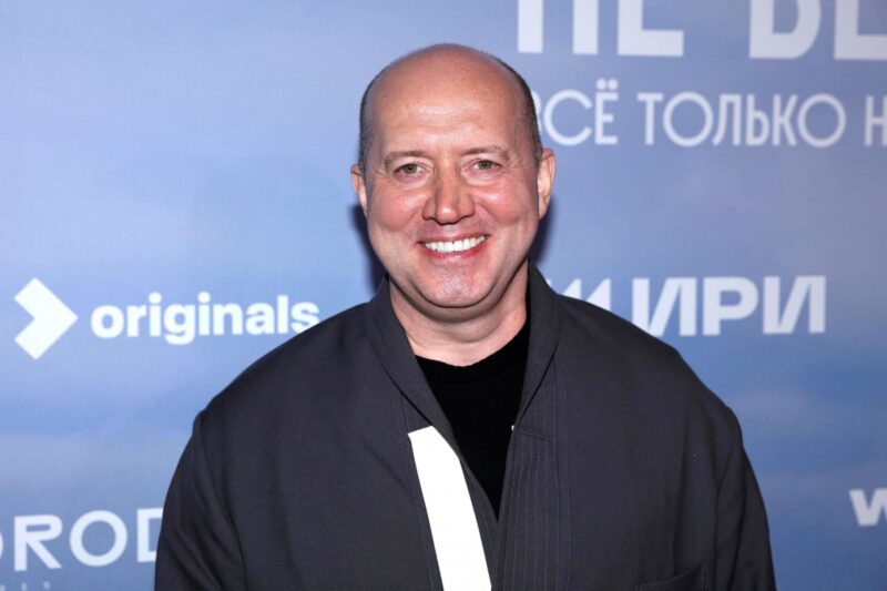 Бурунов: От мечты о небе до звездной роли. Что скрывалось за его успехом?