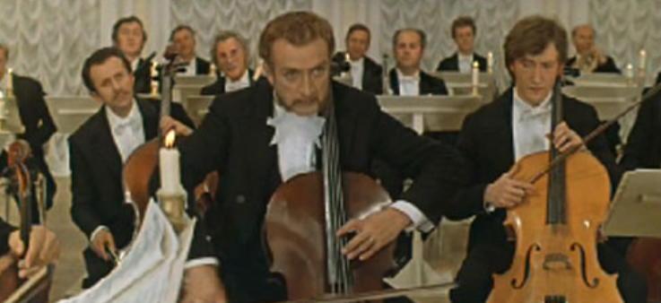 Кадр из фильма «Прощание с Петербургом», где мастерство актера поразило даже оператора.